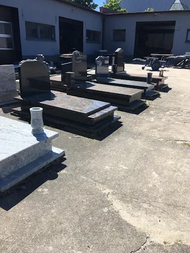 Zakład Kamieniarski Mroch Kamieniarstwo Gdynia Nagrobki Pomniki Parapety Schody